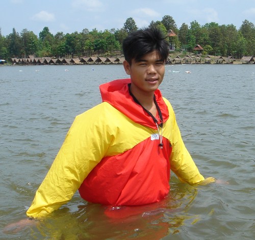 Click for next image image